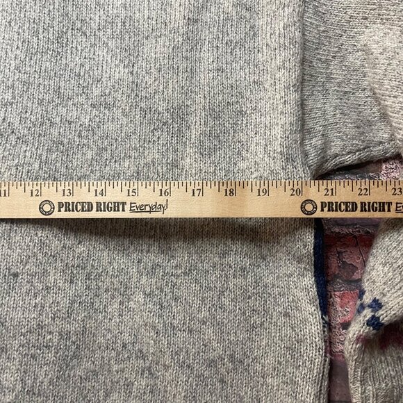 Vintage Womens Farm Cottage Core Sweater Wool Blend Rabbits Sheep 90s - Picture 8 of 8